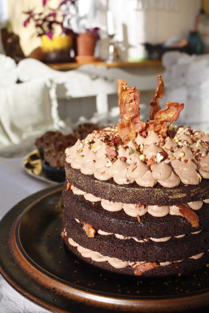 chocolate and stout cake with crispy bacon